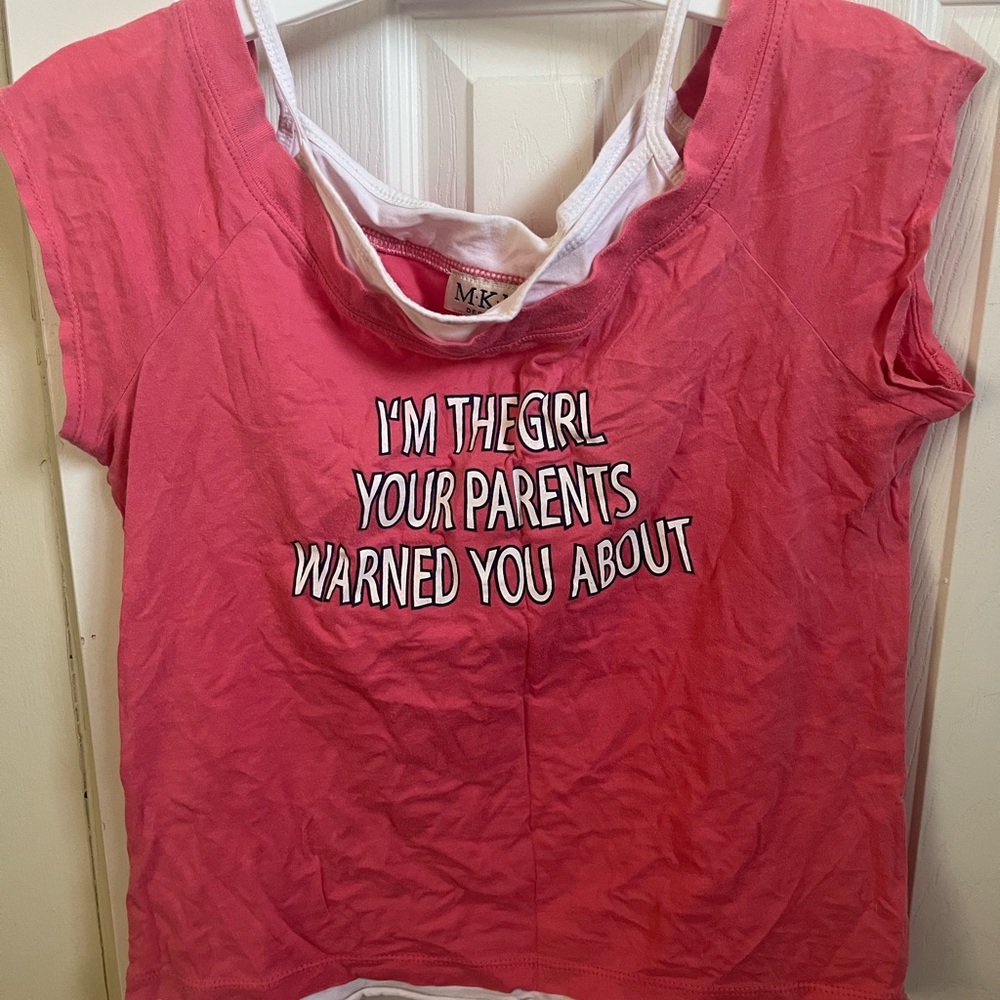 2000s graphic tee